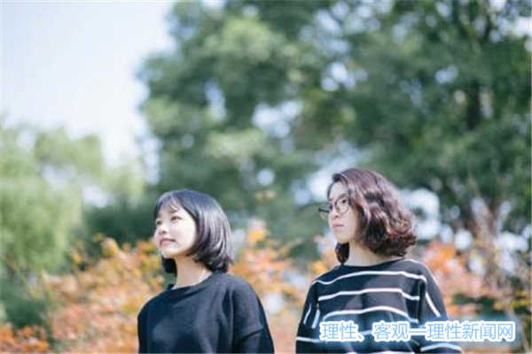 房东的猫王心怡是谁哪里人资料照,王心怡吴佩玲什么关系是情侣吗