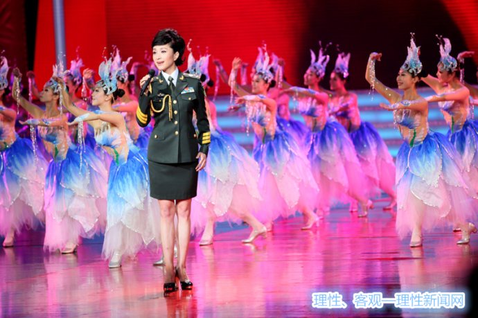 汤灿当兵到战友文工团的幕后推手是谁(组图)